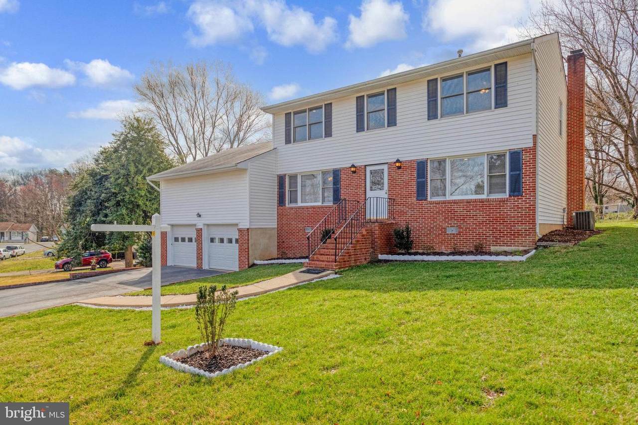 5059 Macnamara Drive - Photo 1