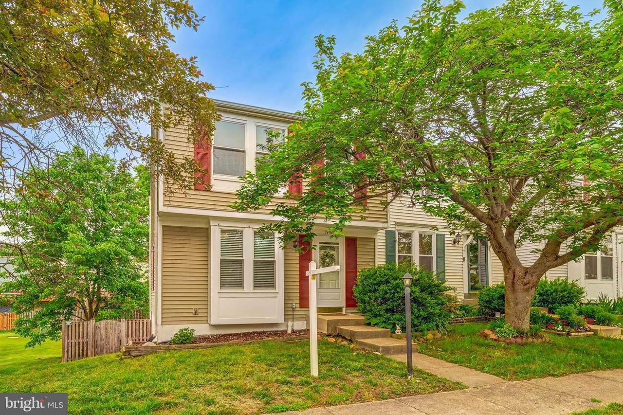 7458 Lone Star Road - Photo 1