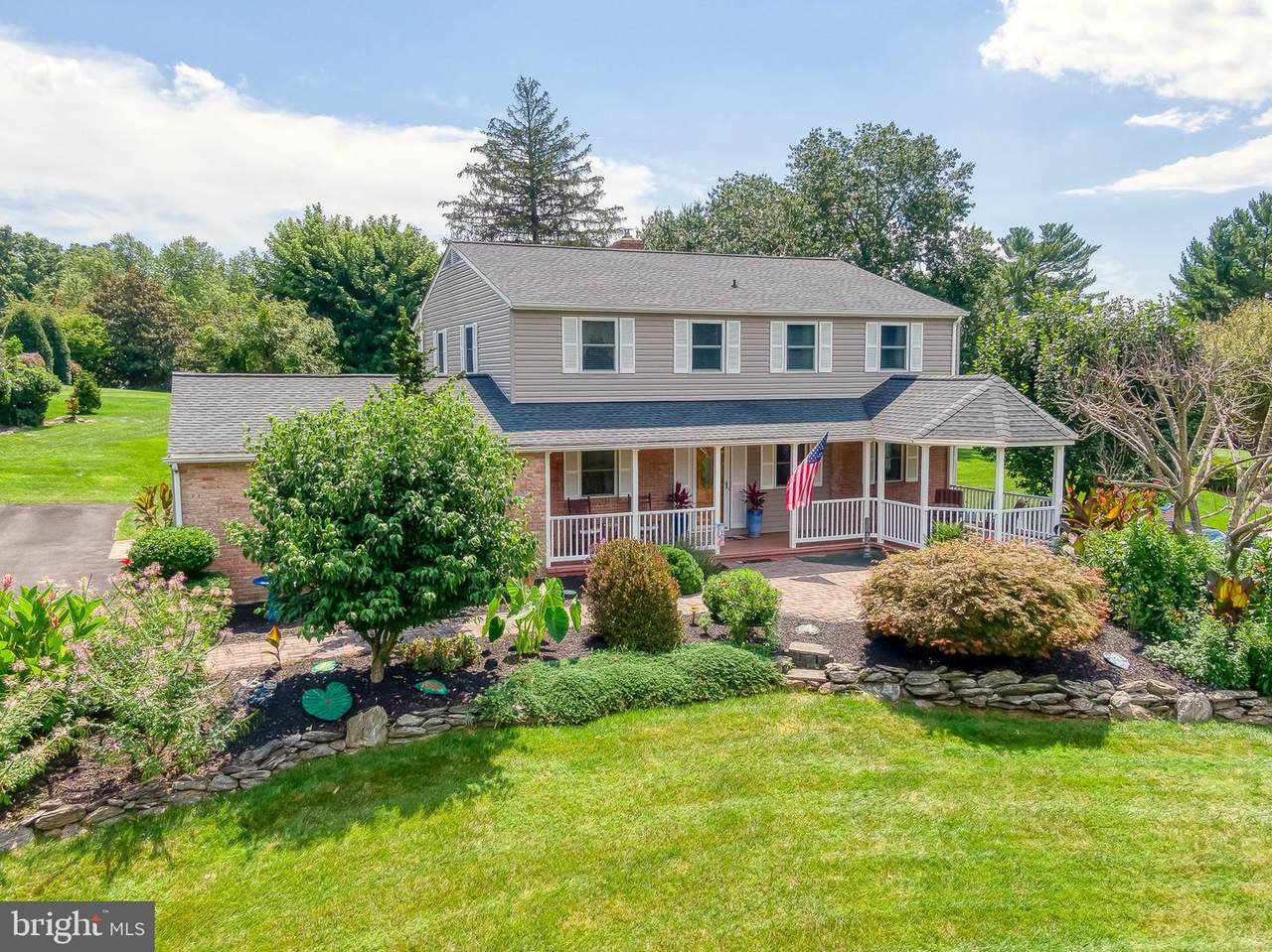 915 Saint Andrews - Photo 1