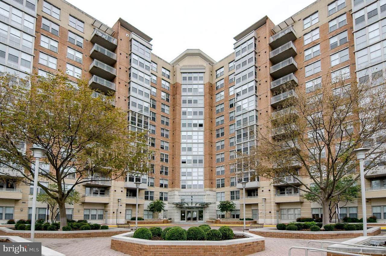 11800 Sunset Hills Road - Photo 1