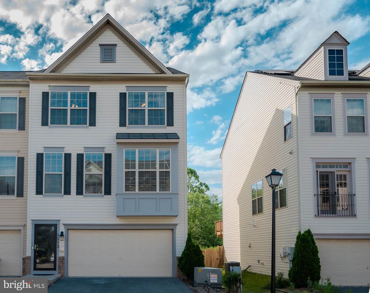 1112 Carinoso Circle - Photo 1