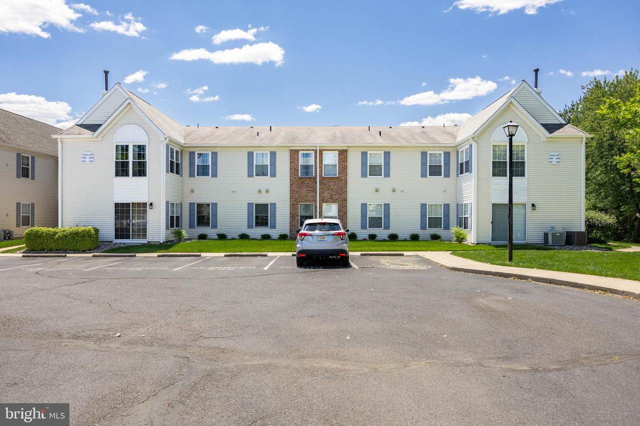 203-A Arrowwood Court - Photo 1