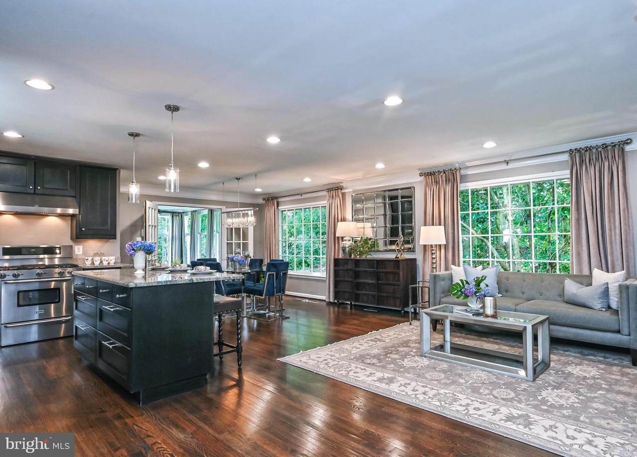 9641 Cinnamon Creek Drive - Photo 1