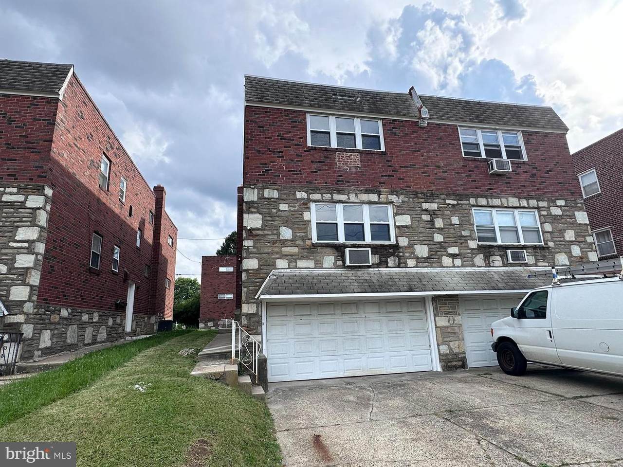 618 Tyson Avenue - Photo 1
