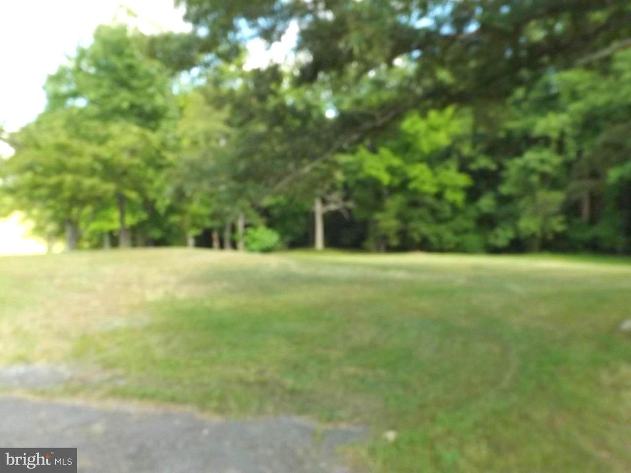 https://bt-photos.global.ssl.fastly.net/brightmls/1280_boomver_1_803142293760-2.jpg