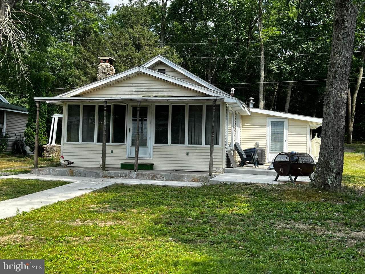 41 King Fisher Avenue - Photo 1
