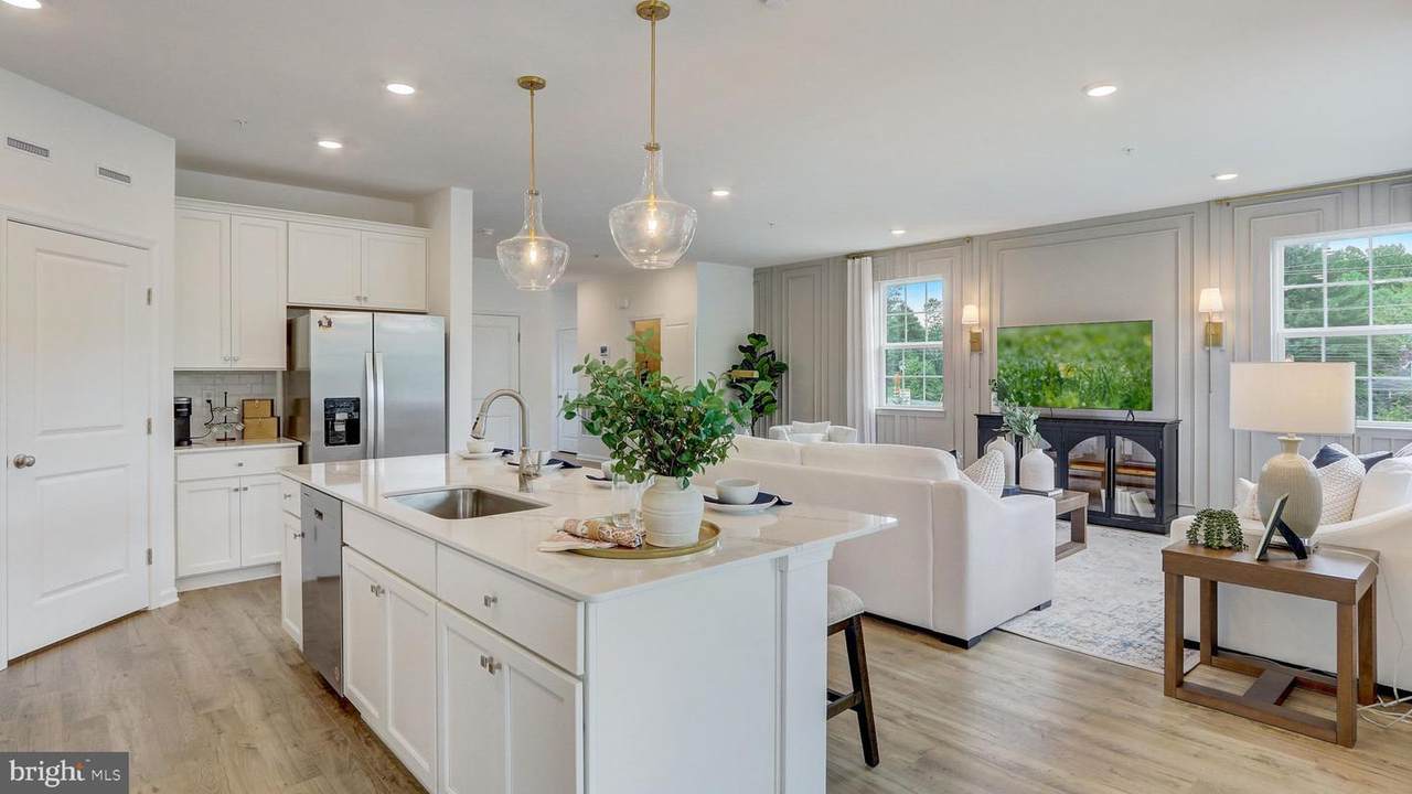 24 Rose Hill Way - Photo 1
