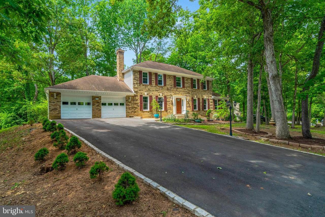 12121 Holly Knoll Circle - Photo 1