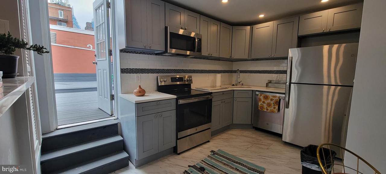 1717 South Street - Photo 1
