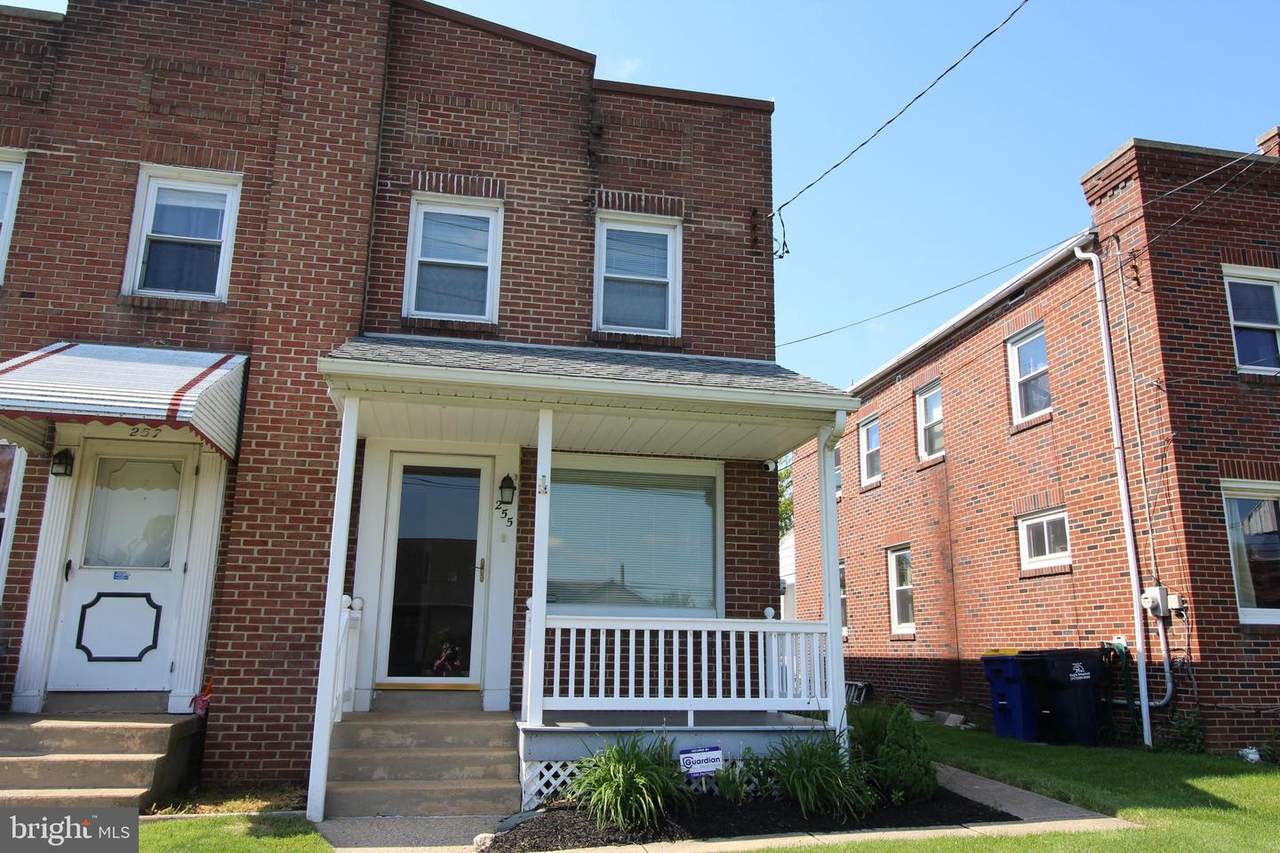255 Locust Street - Photo 1