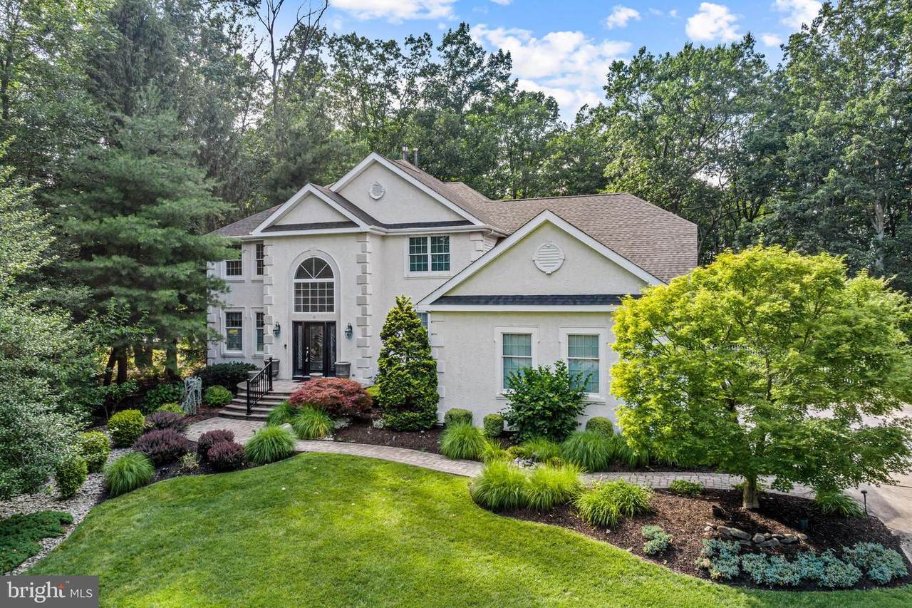 11 Lamson Lane - Photo 1