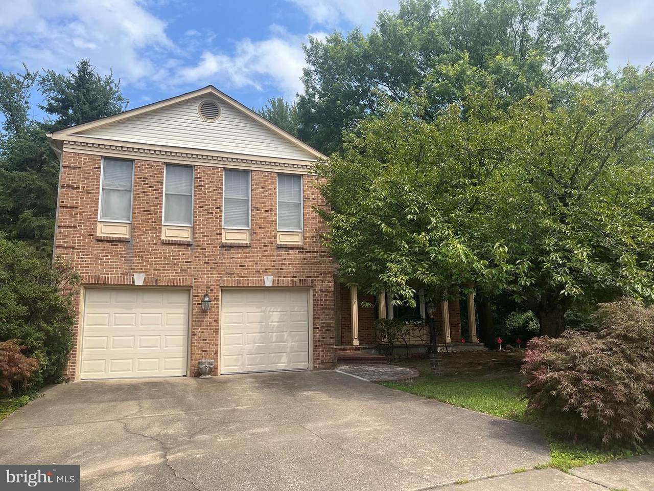 2211 Goldentree Way - Photo 1