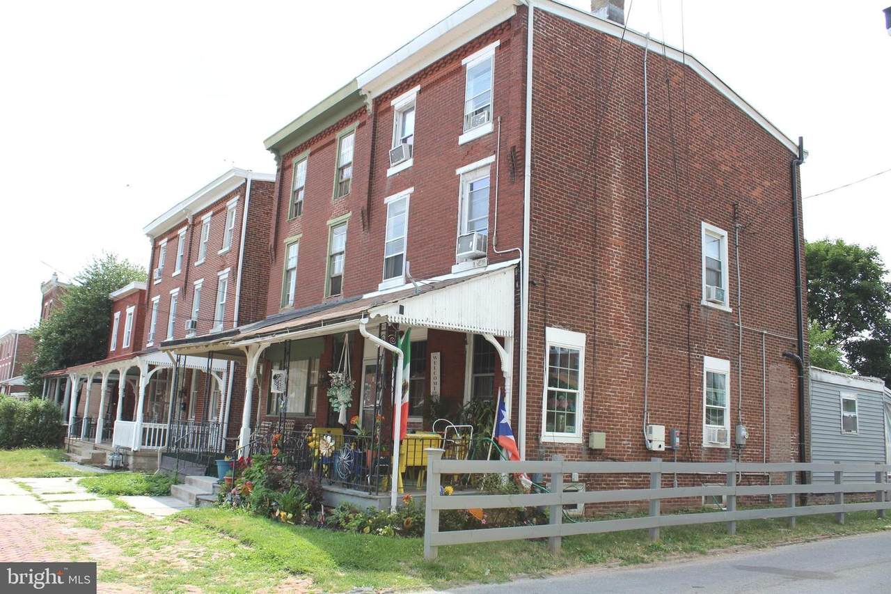 571 Stanbridge Street - Photo 1