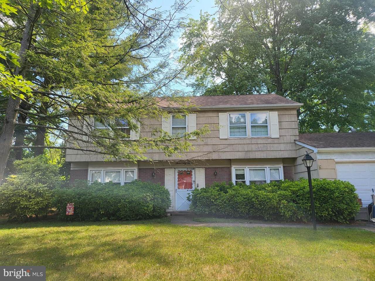 79 River Drive - Photo 1