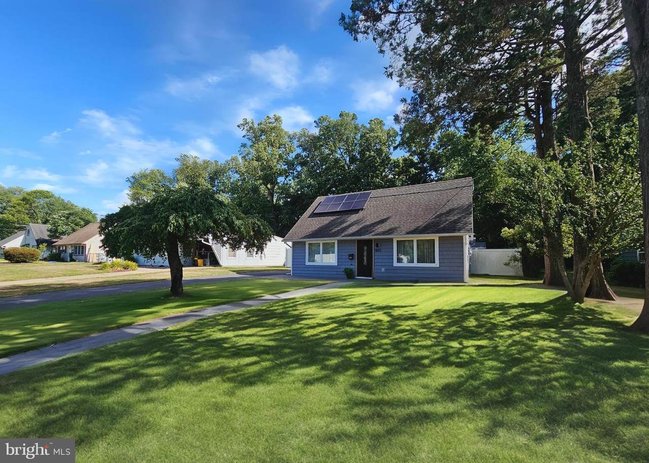 1073 Fireside Avenue - Photo 1