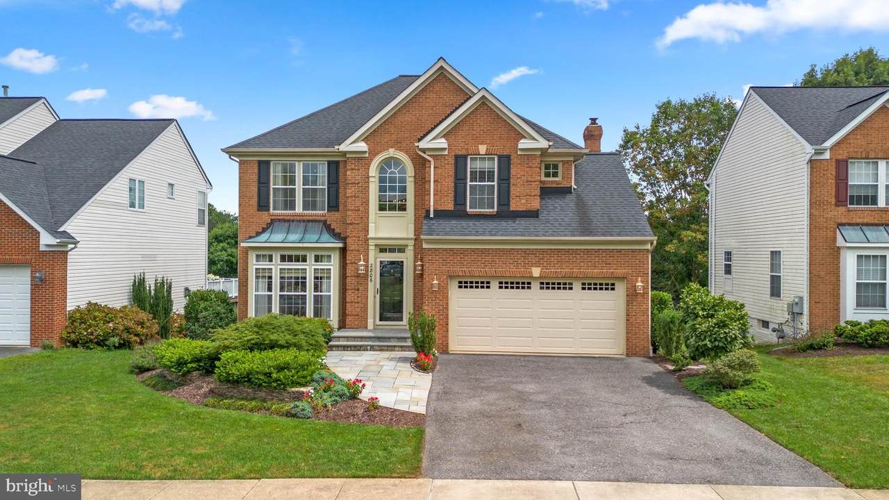2806 Abbey Manor Circle - Photo 1