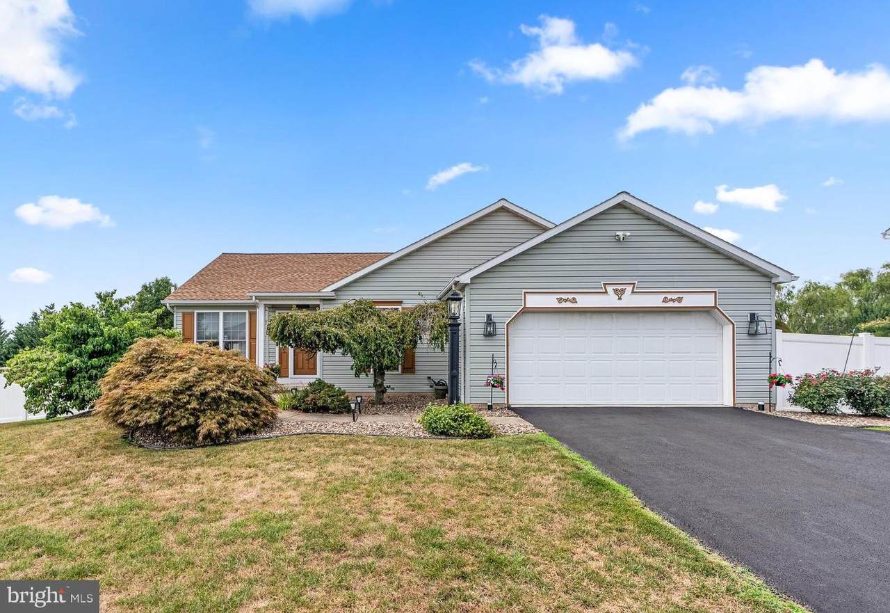 13508 Elaines Way - Photo 1