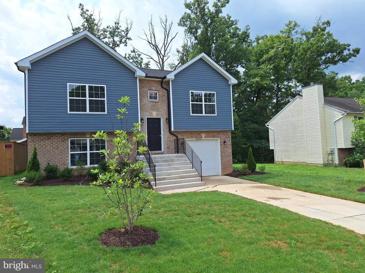 10109 Ridge Street - Photo 1