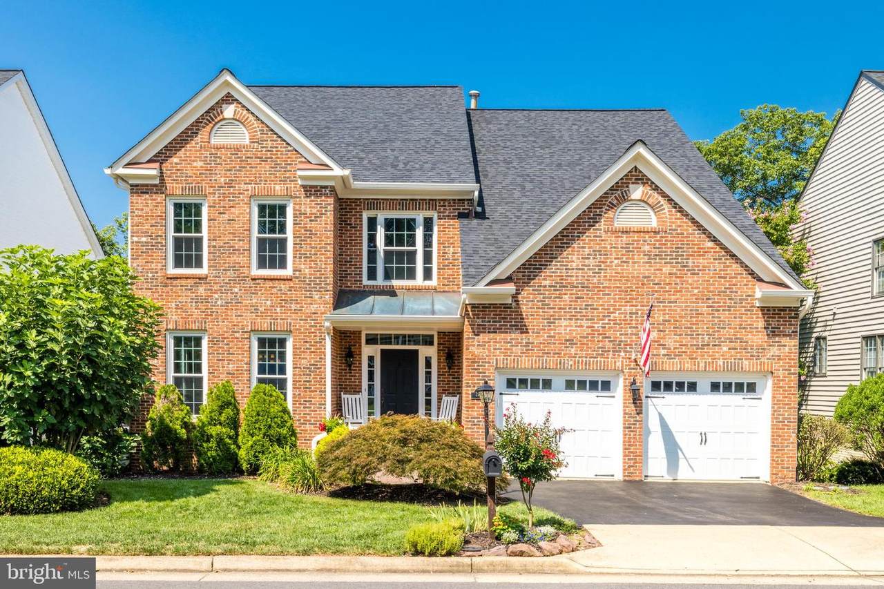 21123 Brookside - Photo 1