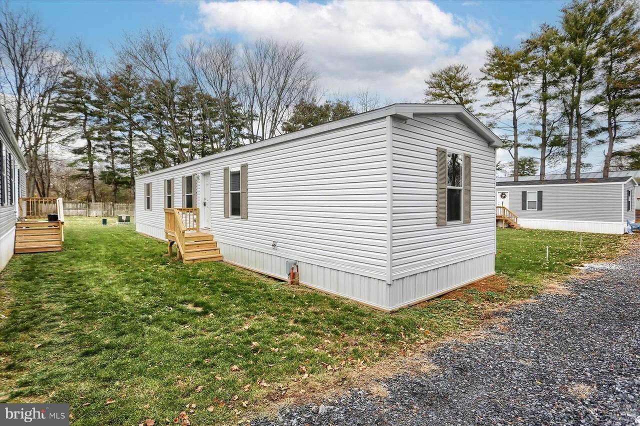 22 Sinclair Road - Photo 1