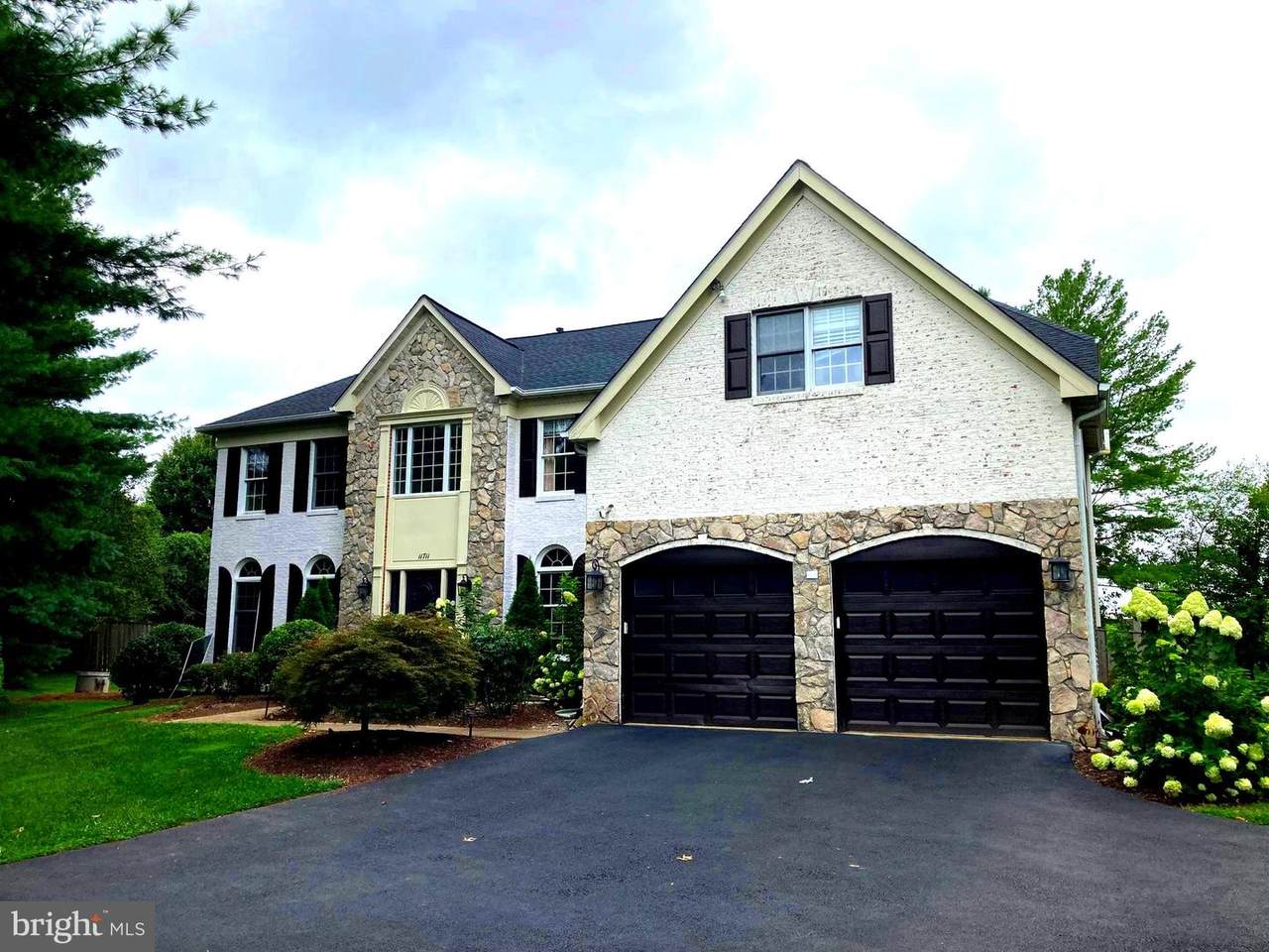 11711 Crippen Court - Photo 1