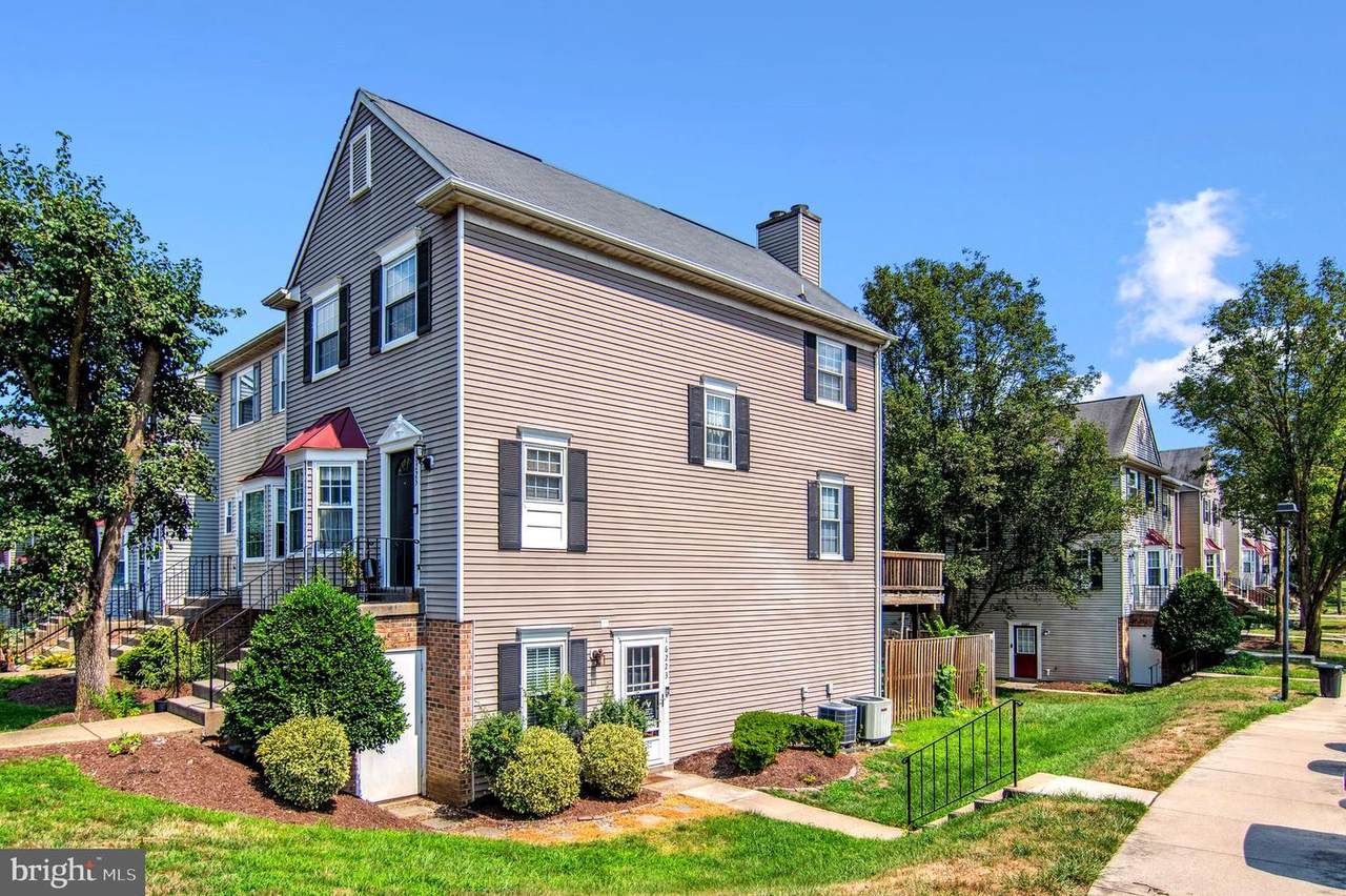 16223 Taconic Circle - Photo 1