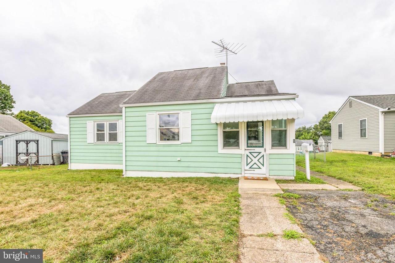8 Colgate Avenue - Photo 1