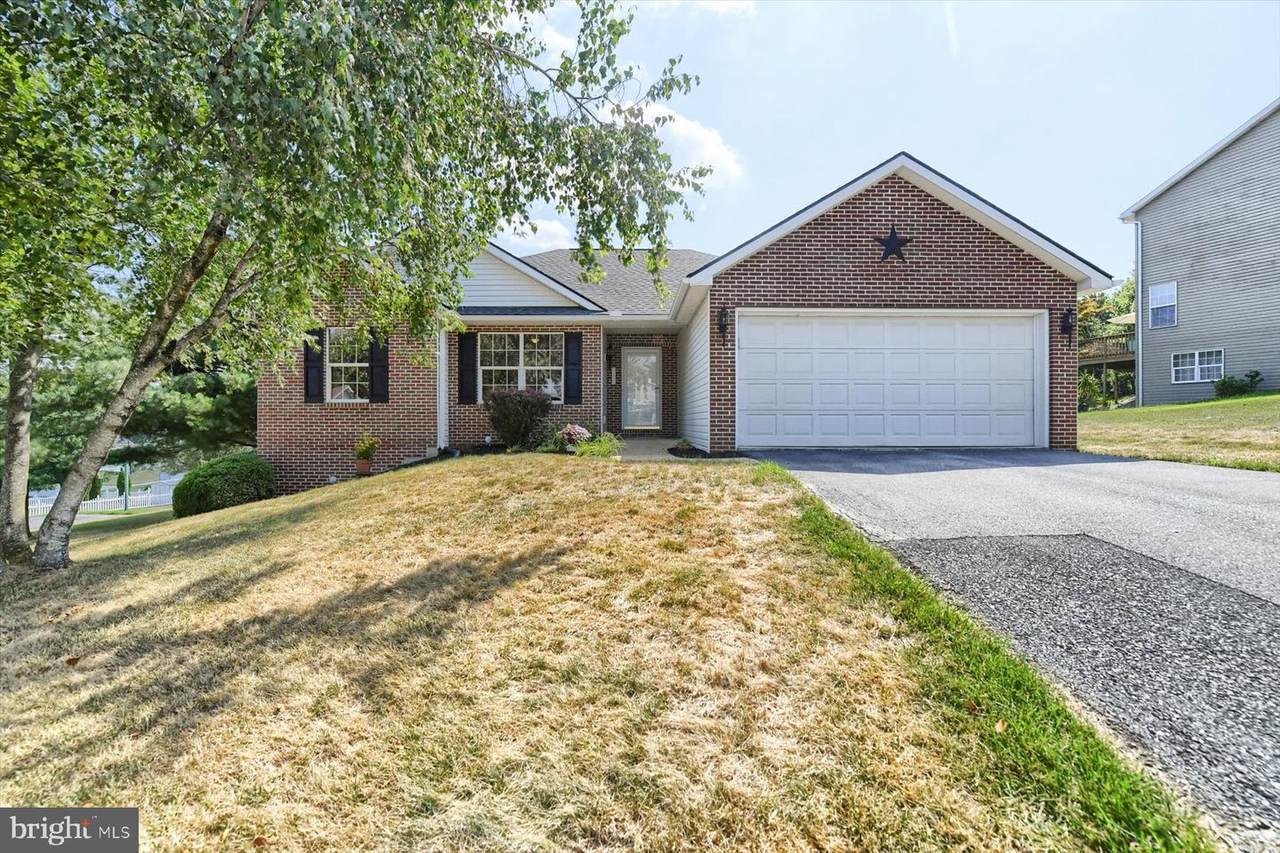 2437 Aspen Way - Photo 1