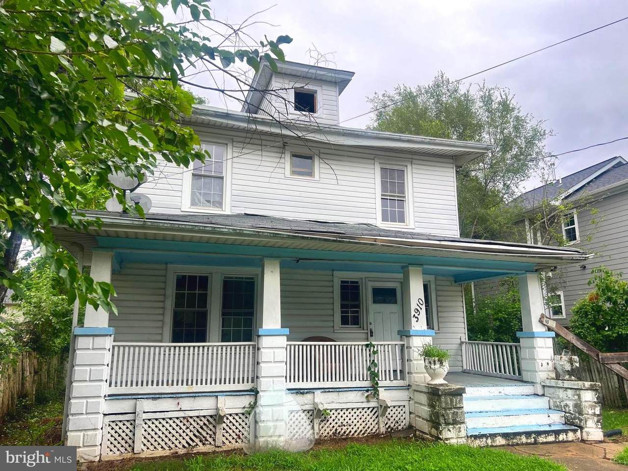 3910 Webster Street - Photo 1