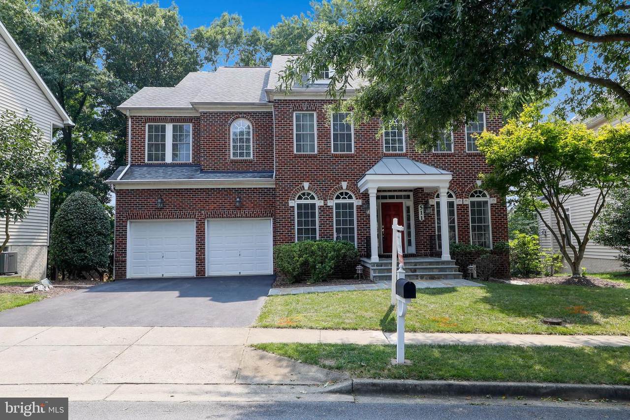 511 Autumn Wind Way - Photo 1