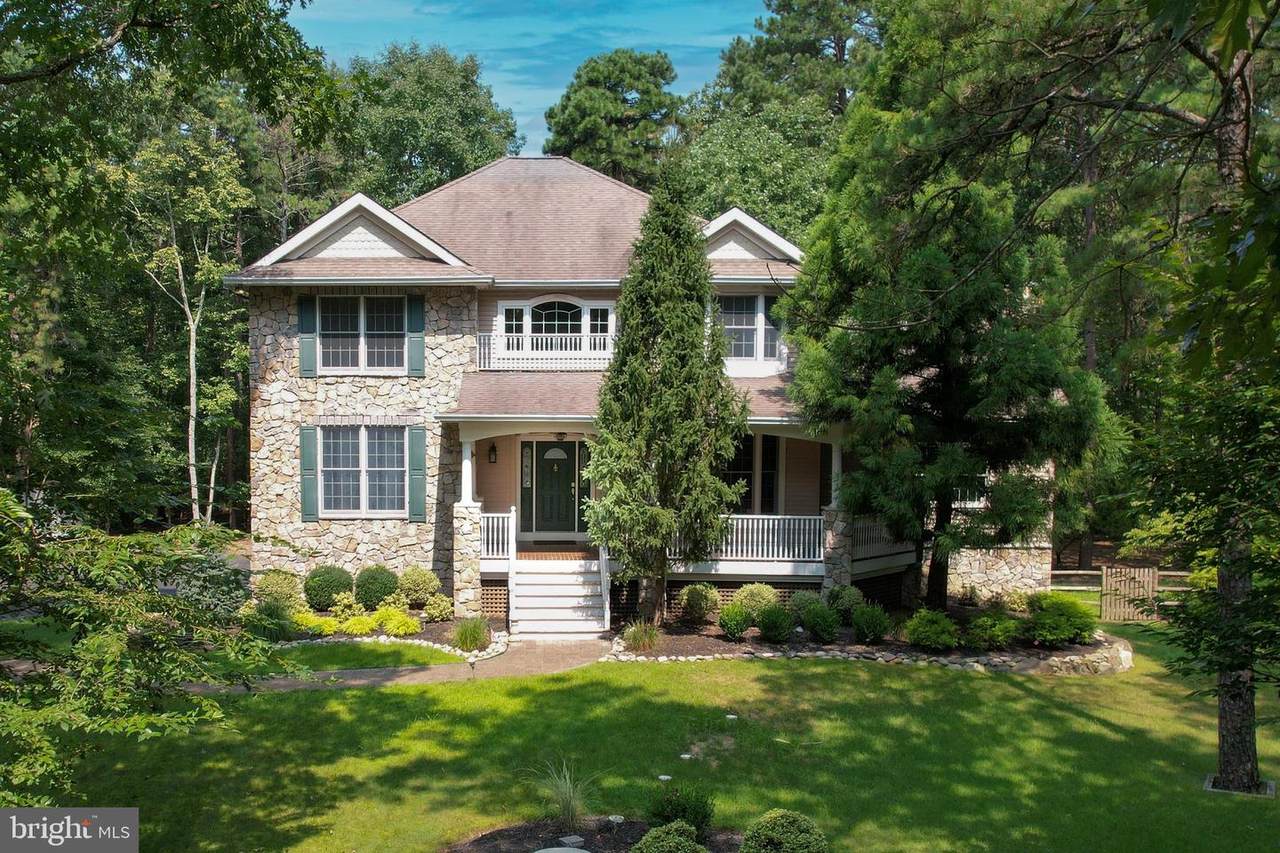 4 High Point Drive - Photo 1