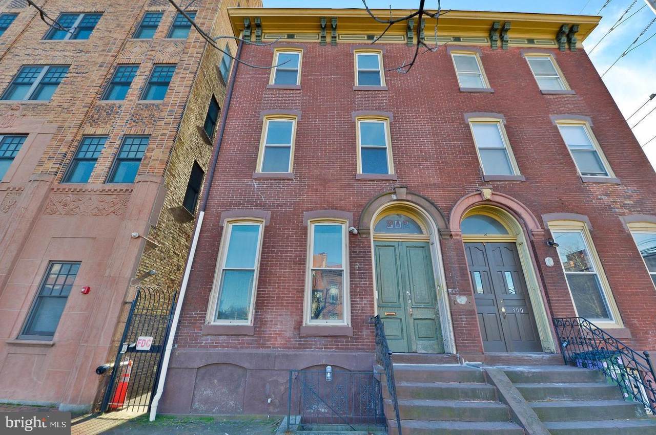 302 2R Cooper Street - Photo 1