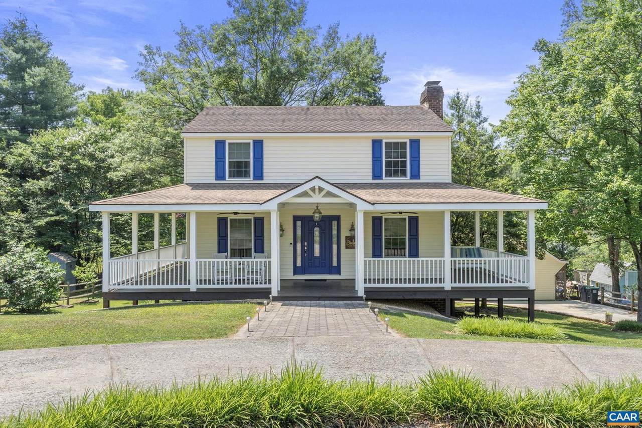 1615 Derby Ln - Photo 1
