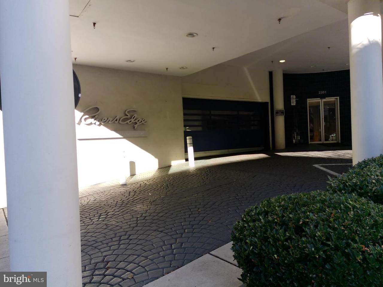 2301 Cherry Street - Photo 1