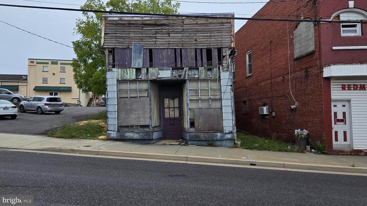 328 Virginia Avenue - Photo 1