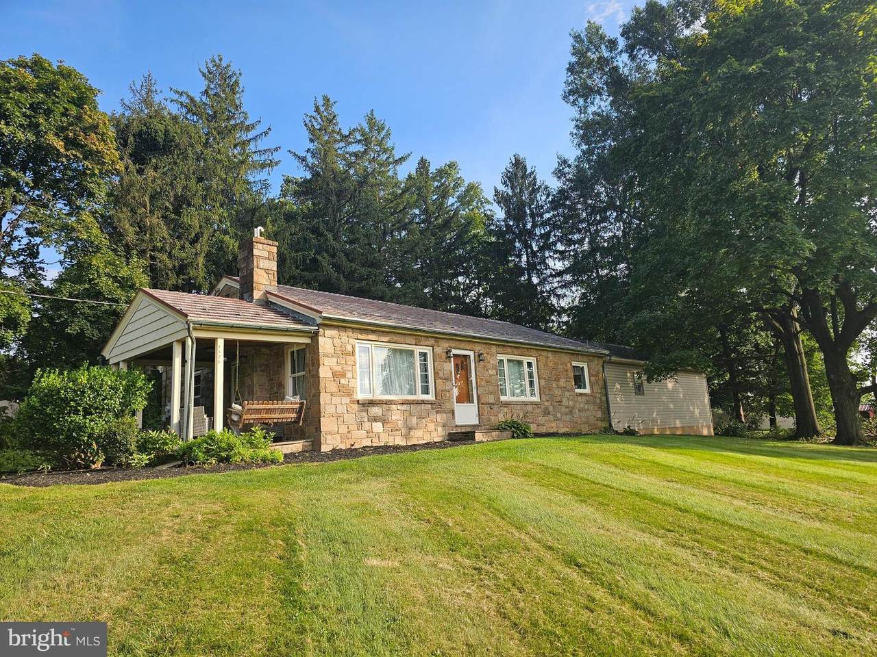 1531 Reading Road - Photo 1
