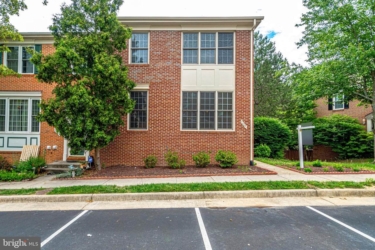 7469 Collins Meade Way - Photo 1