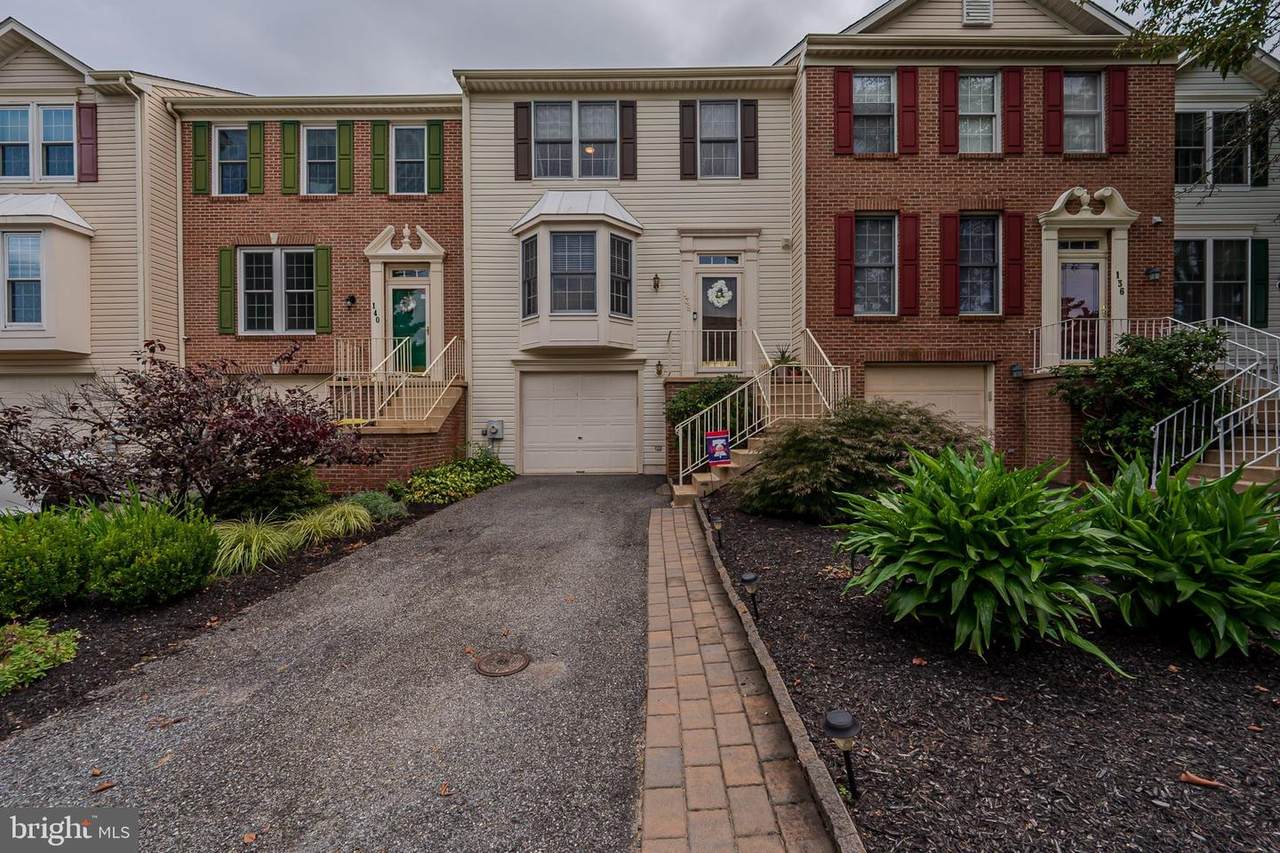 138 Attic Court - Photo 1