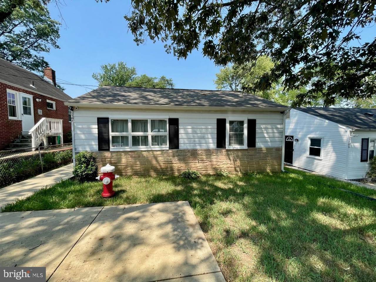 1107 Kayak Avenue - Photo 1