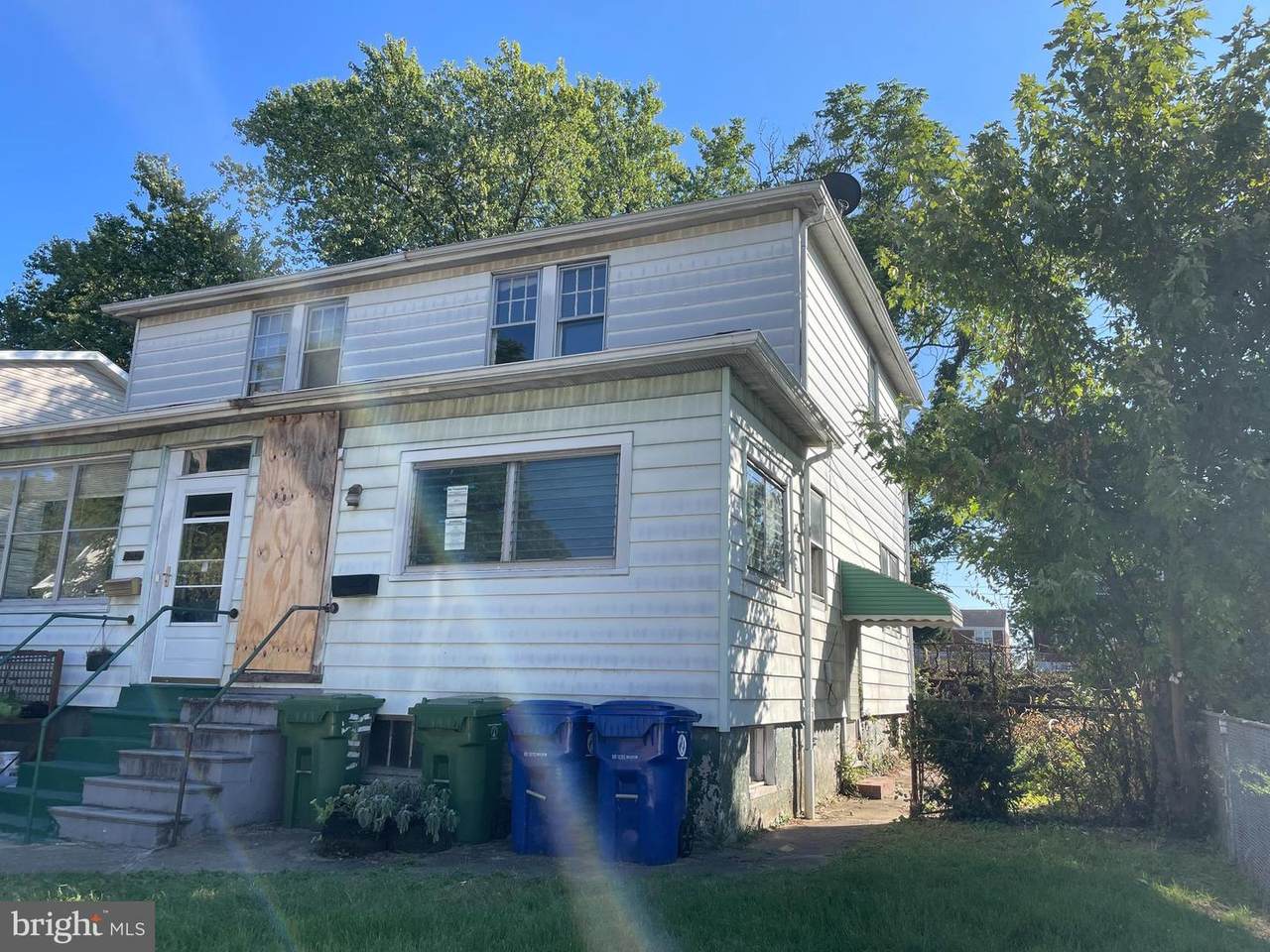 4513 Furley Avenue - Photo 1