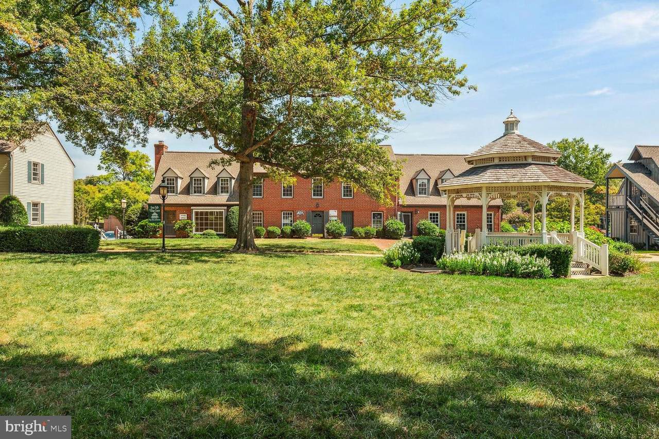 752 Walker Road - Photo 1