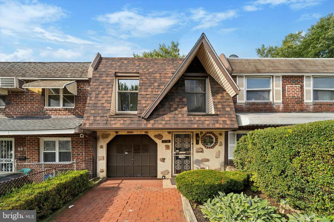 218 Glen Cove Road - Photo 1