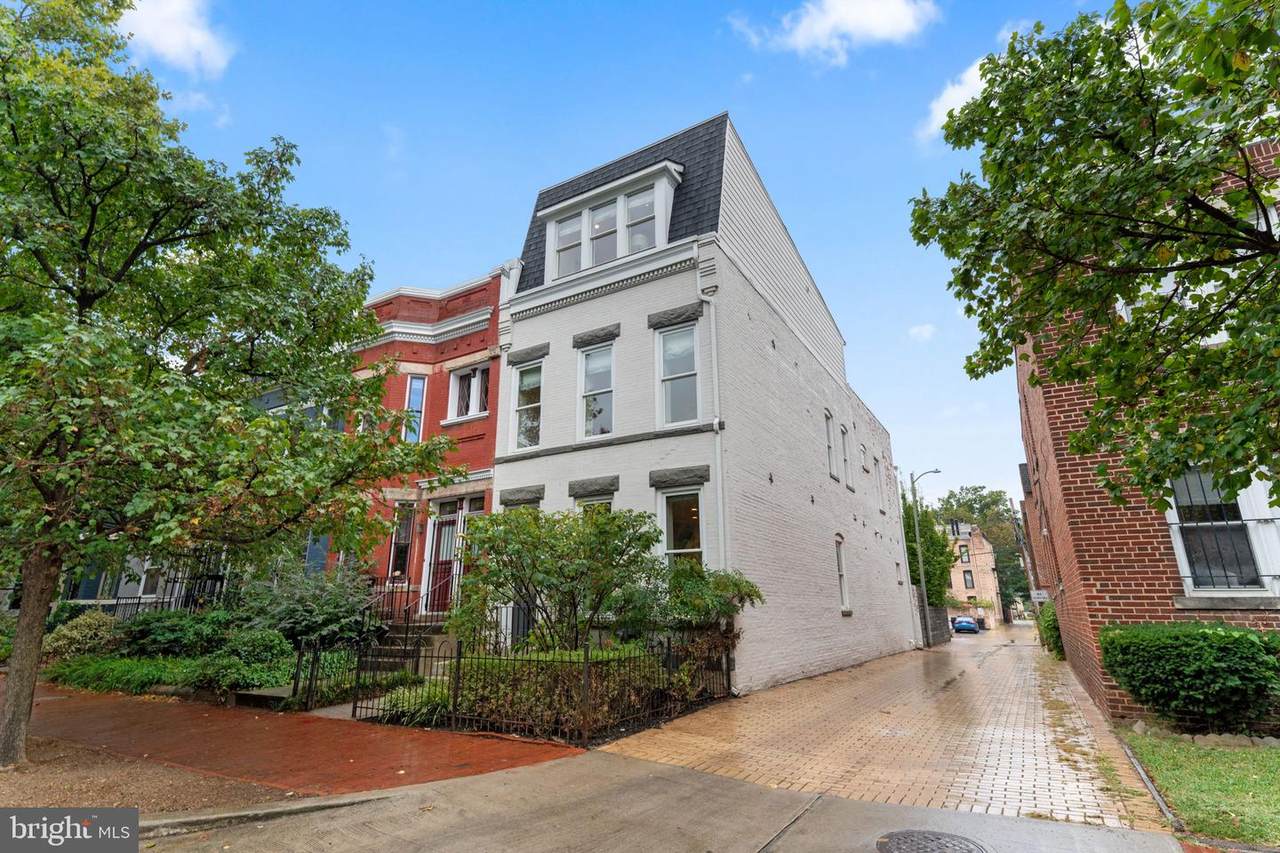 626 4TH Street - Photo 1