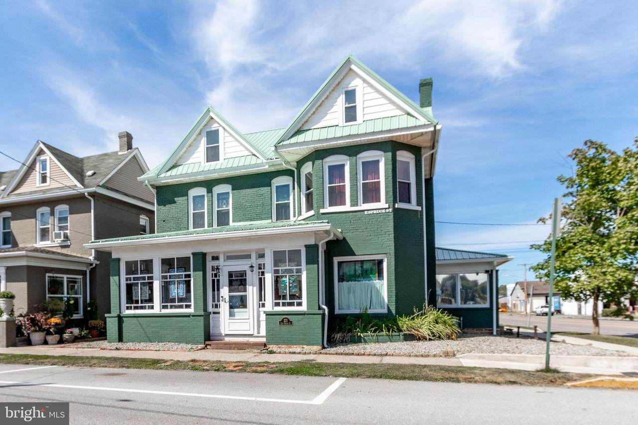 221 Spruce Street - Photo 1