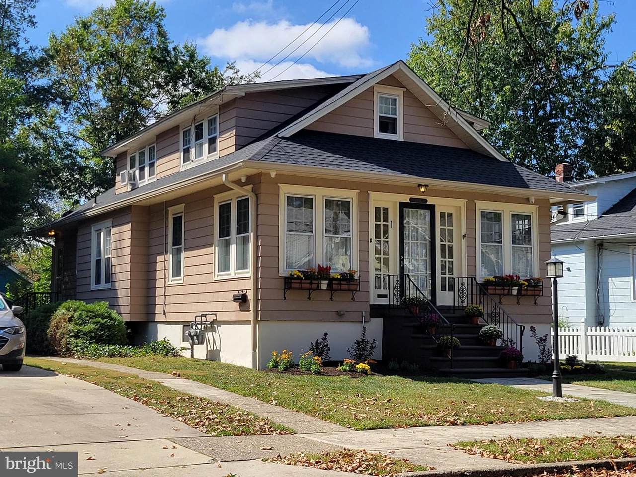 1104 Belmont Avenue - Photo 1