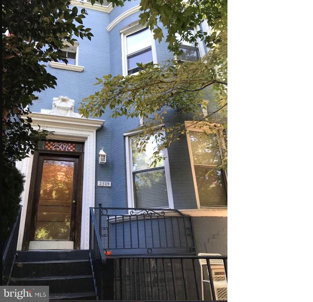 2509 Cliffbourne Place - Photo 1
