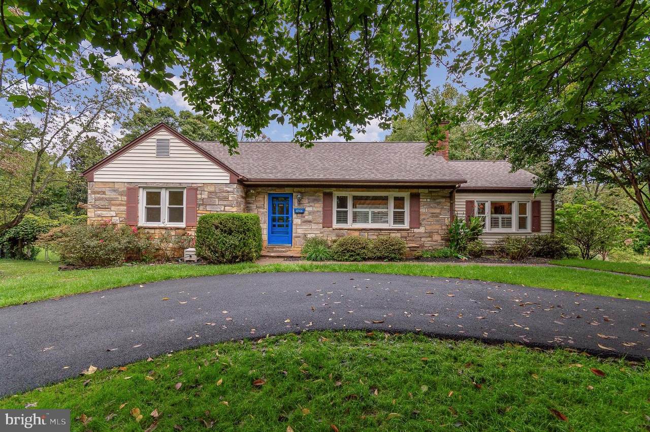10506 Norman Avenue - Photo 1