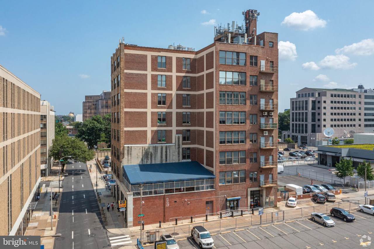 117-131 N 8Th Street - Photo 1
