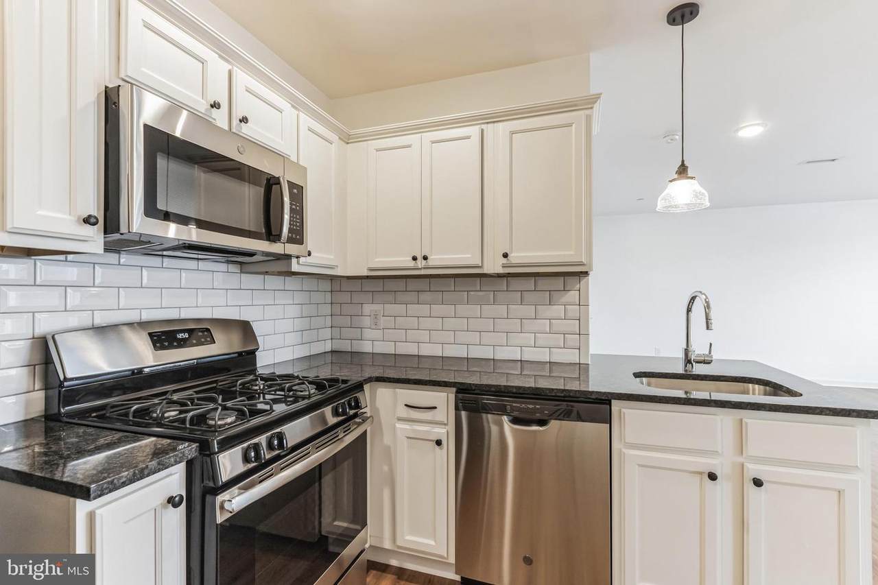 6157-61 Ridge Avenue - Photo 1