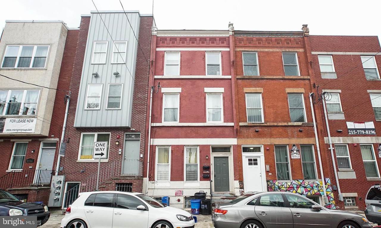 1920 18TH Street - Photo 1